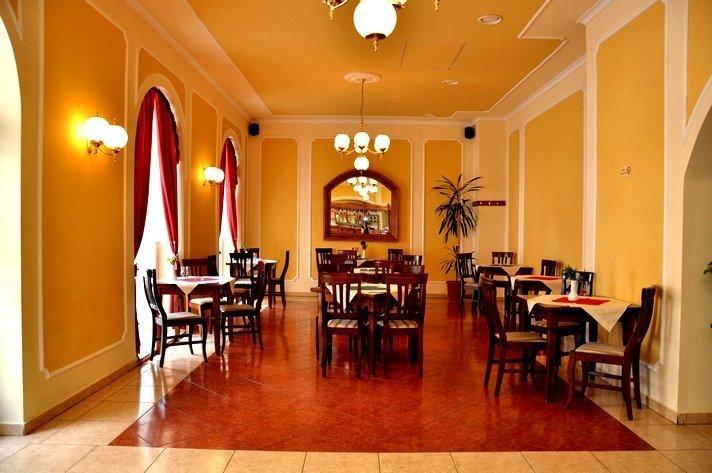 Hotel Astoria Сату-Маре Экстерьер фото