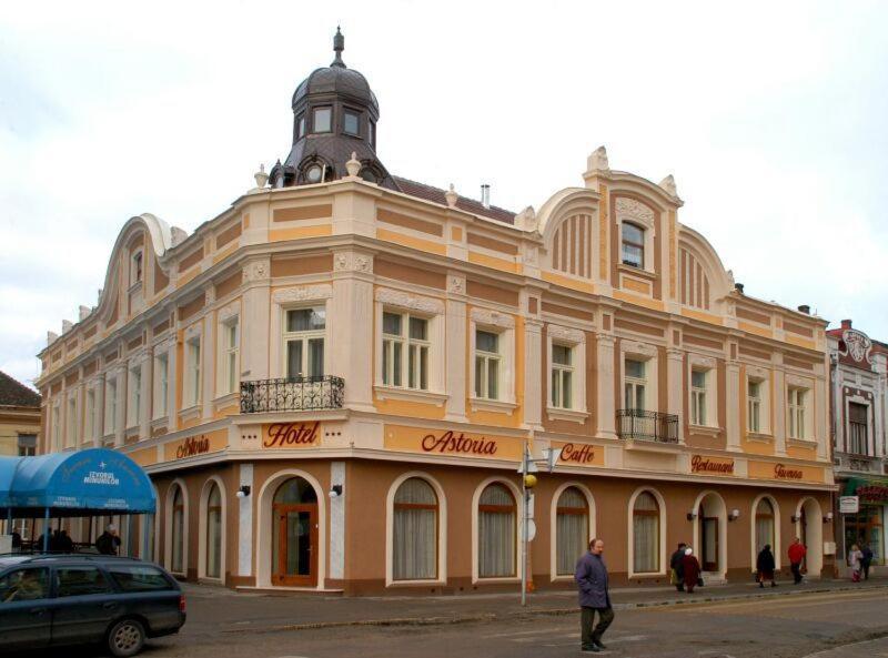 Hotel Astoria Сату-Маре Экстерьер фото