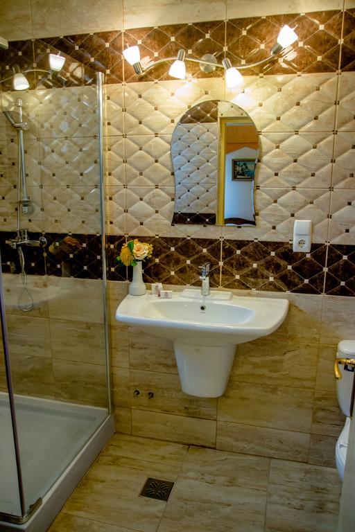 Hotel Astoria Сату-Маре Экстерьер фото