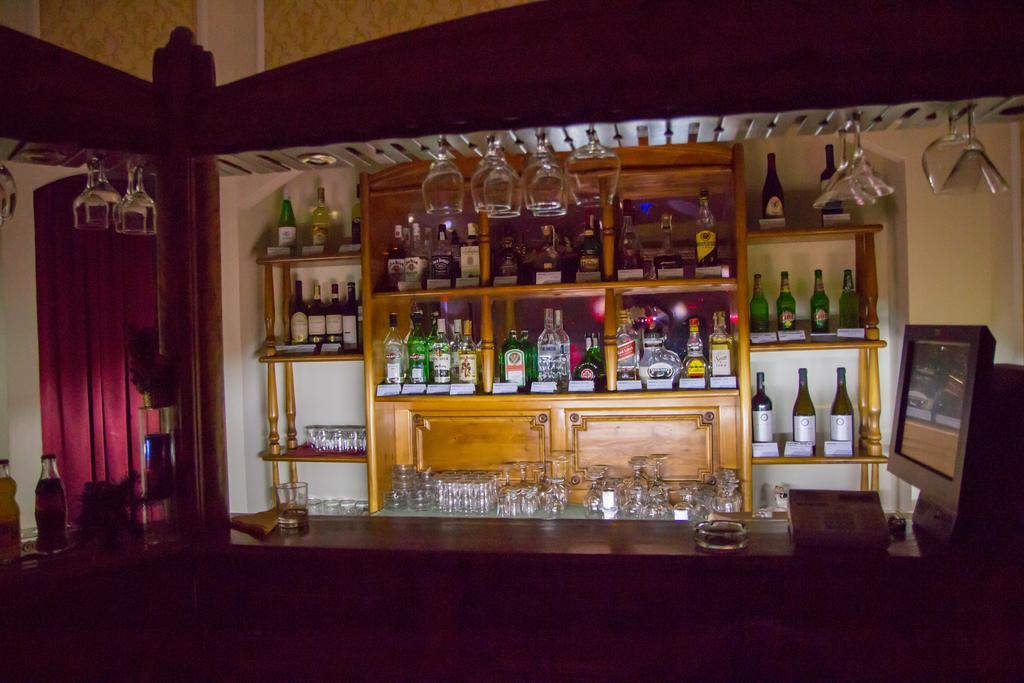 Hotel Astoria Сату-Маре Экстерьер фото